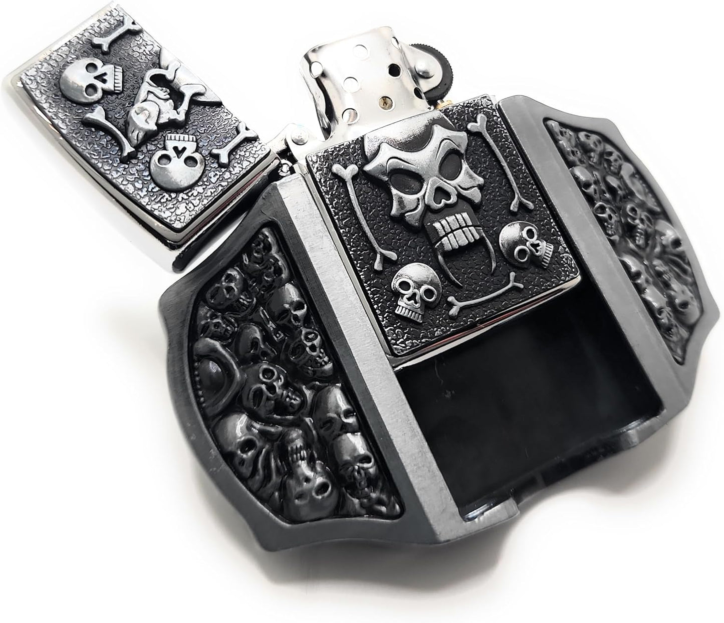 Skulls & Fangs Belt Buckle with Hidden Lighter – Gothic Heavy Metal Accessory for Men – Skull Flame Design – Functional Novelty Gift for Bikers, Rockers, Punk & Goth Styles