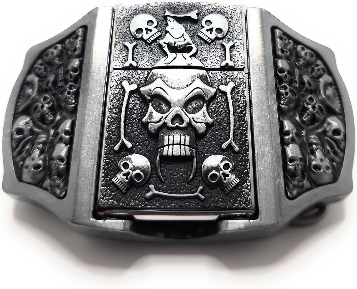 Skulls & Fangs Belt Buckle with Hidden Lighter – Gothic Heavy Metal Accessory for Men – Skull Flame Design – Functional Novelty Gift for Bikers, Rockers, Punk & Goth Styles